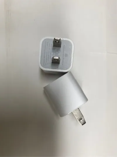 Cóc Sạc iPhone Củ Vuông