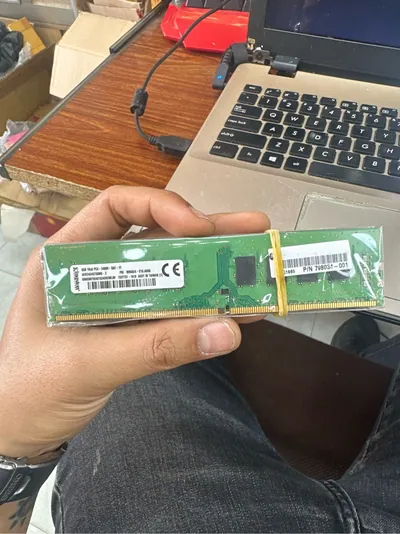 RAM Samsung DDR4 - 8GB - Buss 2400