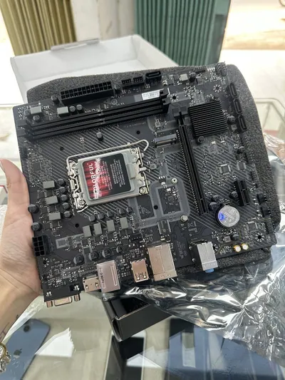 Main Colorful H610M-E