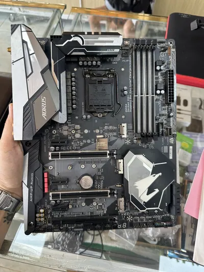 Main Gigabyte Aorus Z370 - Gaming 5