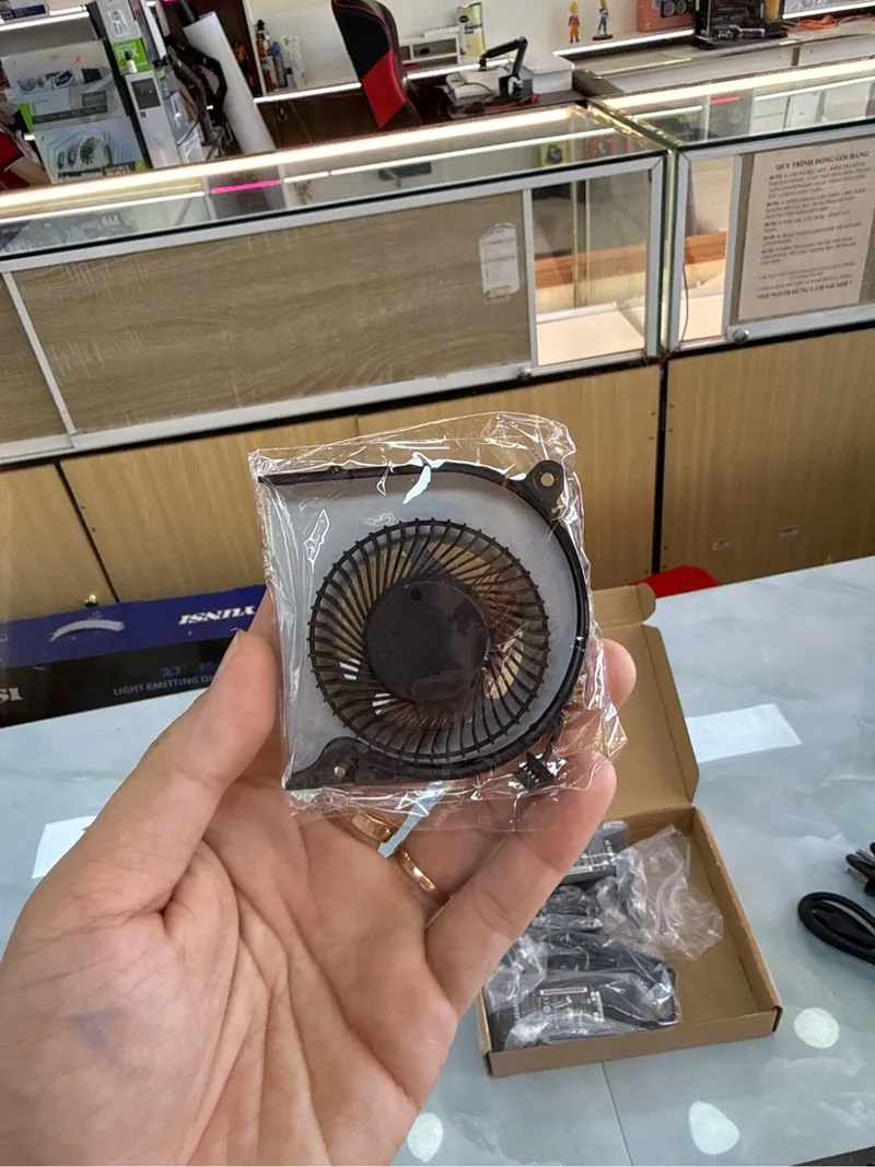Quạt Tản Nhiệt Laptop