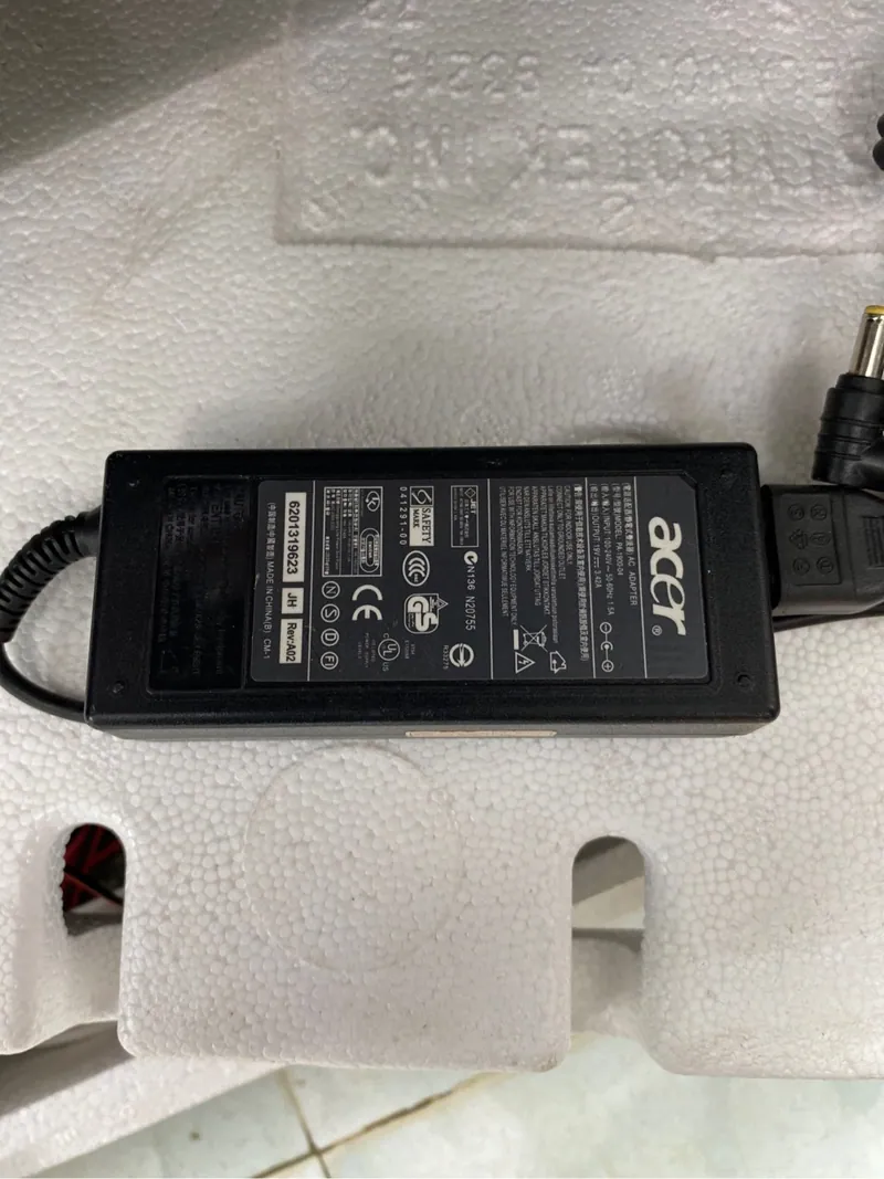 Adapter Sạc Laptop Acer